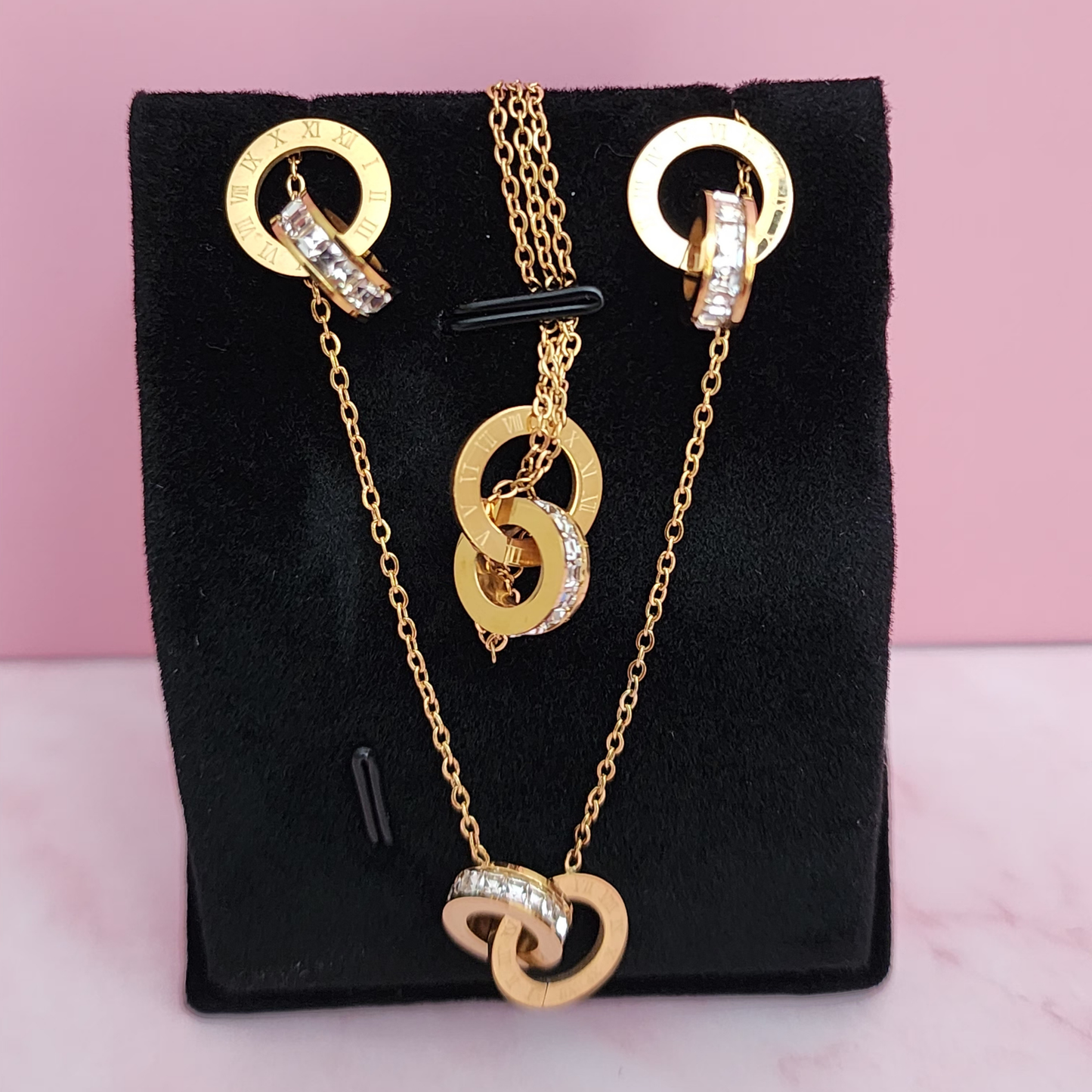 Eternal Connection Necklace Set – 18K Gold or Silver-Plated Timeless Bond Design