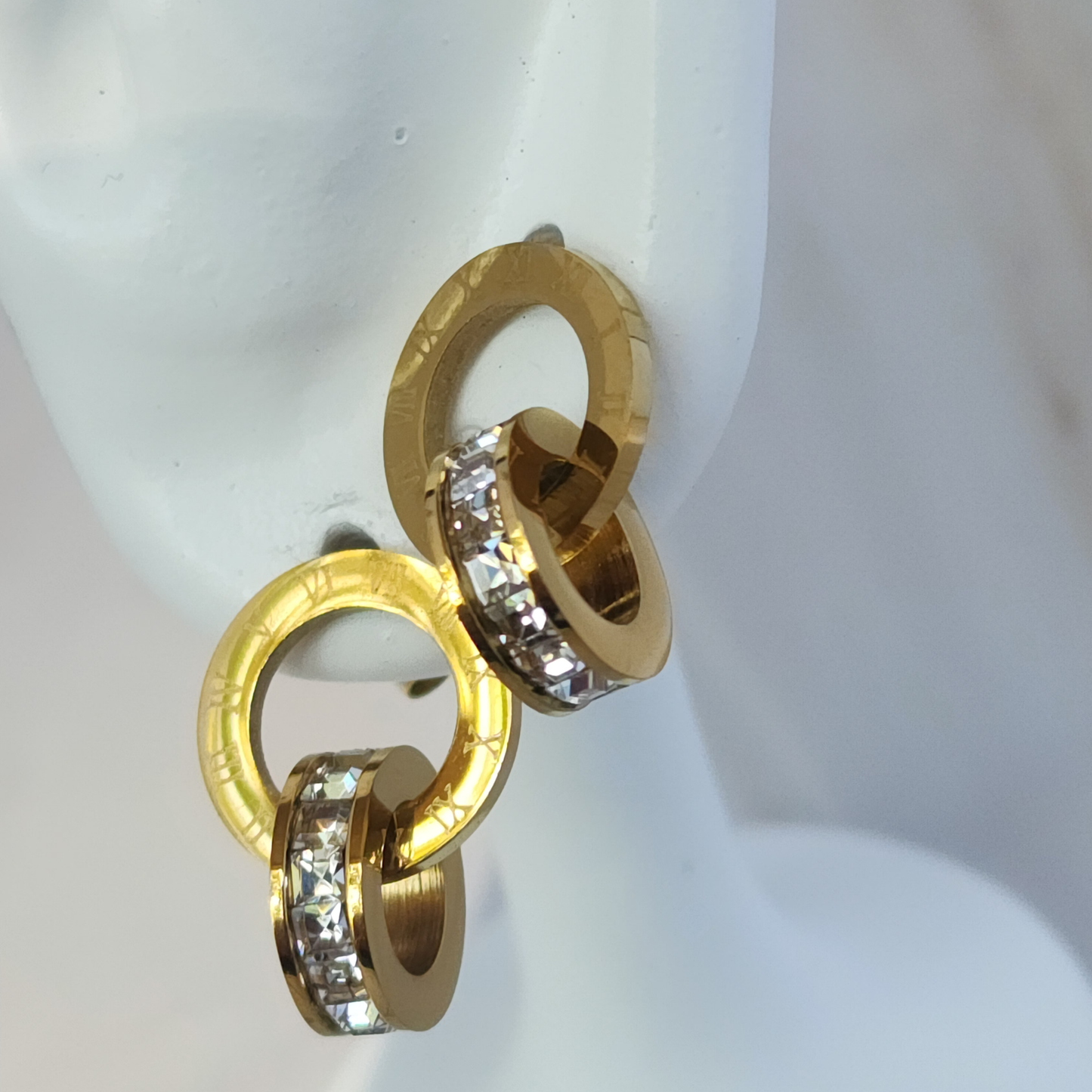Eternal Connection Necklace Set – 18K Gold or Silver-Plated Timeless Bond Design