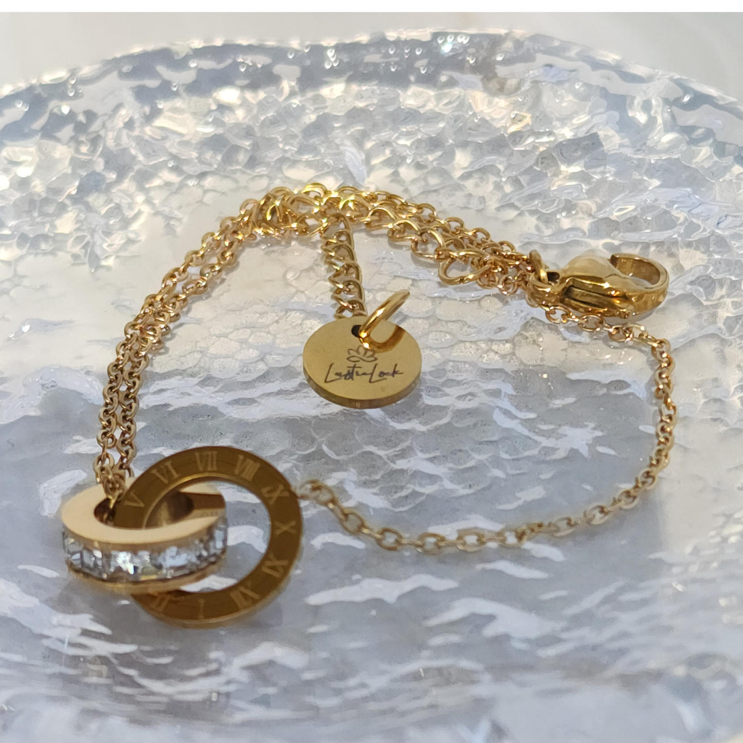 Eternal Connection Necklace Set – 18K Gold or Silver-Plated Timeless Bond Design