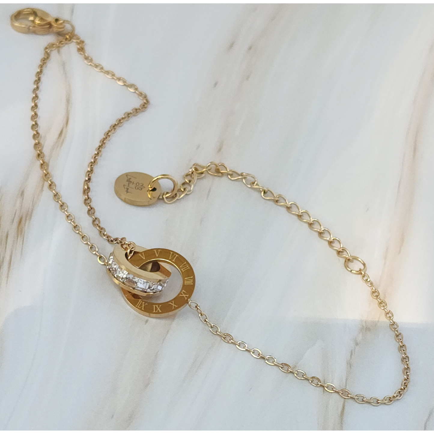 Eternal Connection Necklace Set – 18K Gold or Silver-Plated Timeless Bond Design