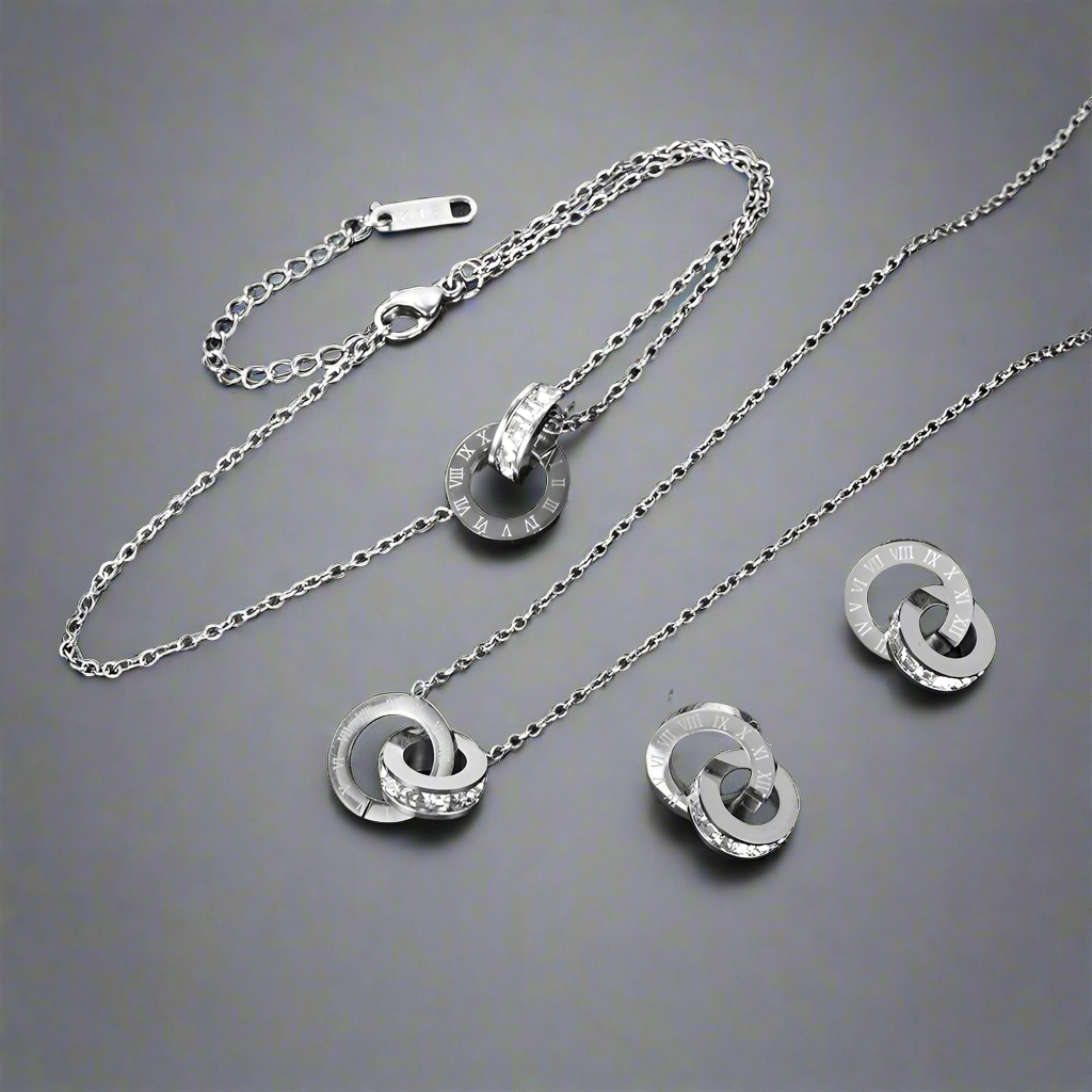Eternal Connection Necklace Set – 18K Gold or Silver-Plated Timeless Bond Design
